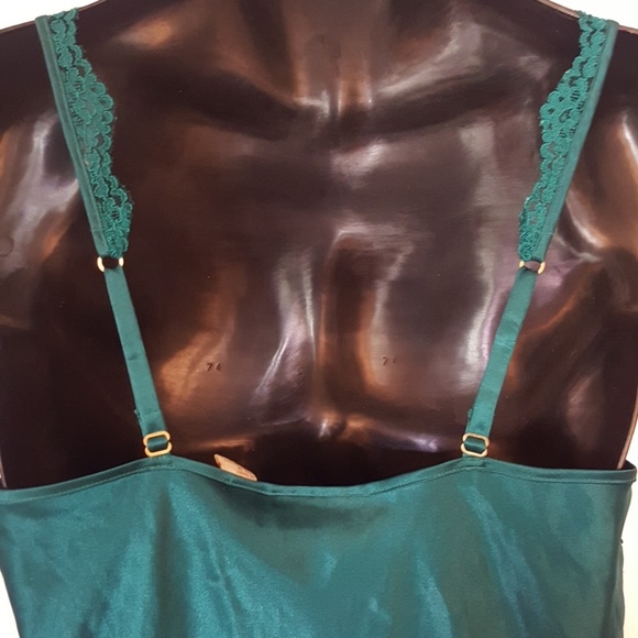 Vintage Gold Label Victoria's Secret Nightgown - Picture 5 of 6